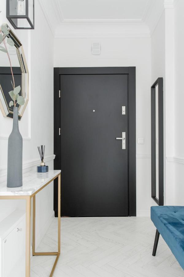 Luksusowy Apartament Hercena7 W Sercu Miasta วรอตซวาฟ ภายนอก รูปภาพ